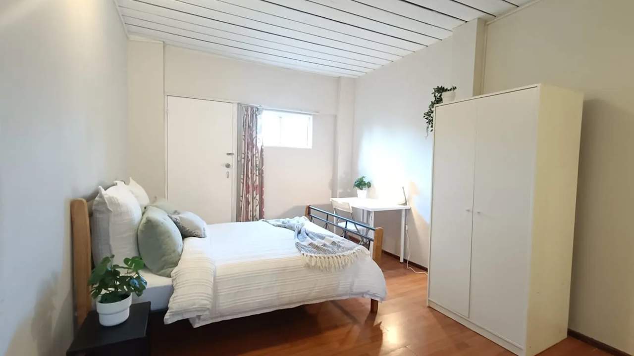 Furnished room studio flat for rent