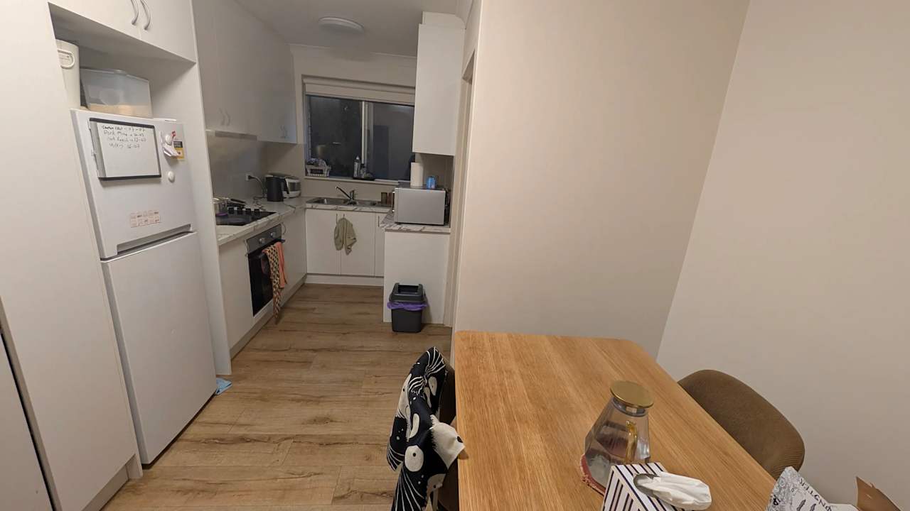 Unfurnished room in a flatshare