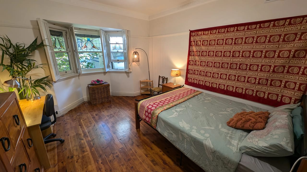 Furnished room in a share house