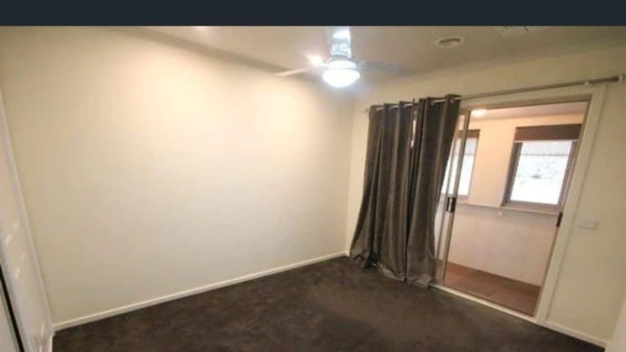 Unfurnished room in a share house