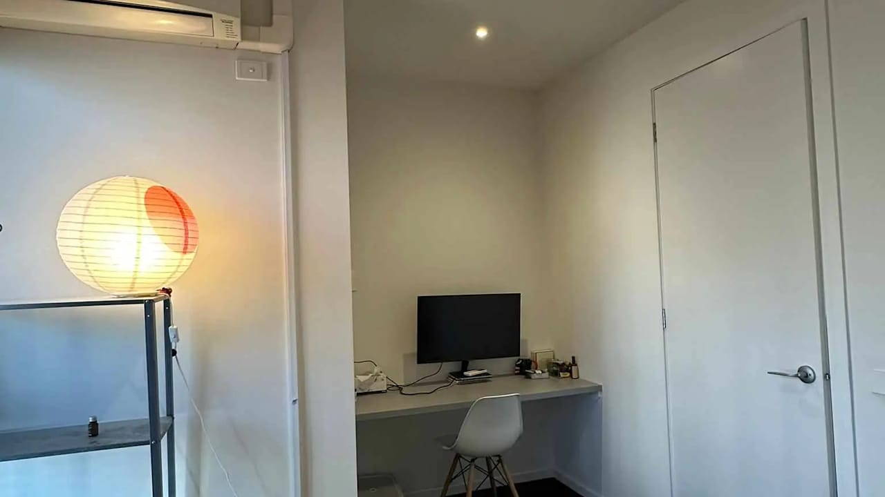 Furnished room with own bathroom