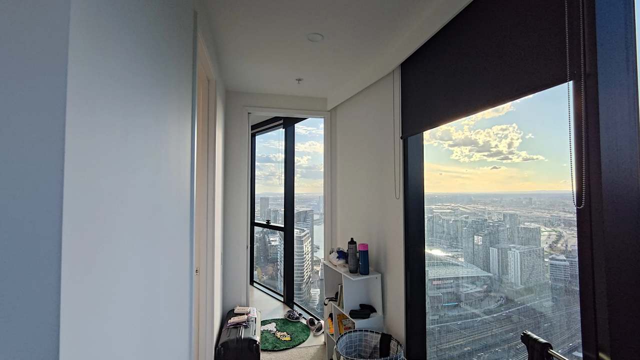 Furnished room with ensuite in a flatshare
