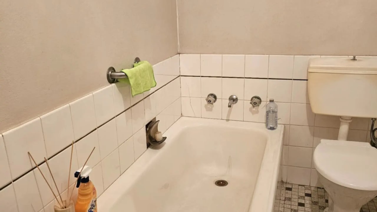 Furnished room with ensuite in a share house