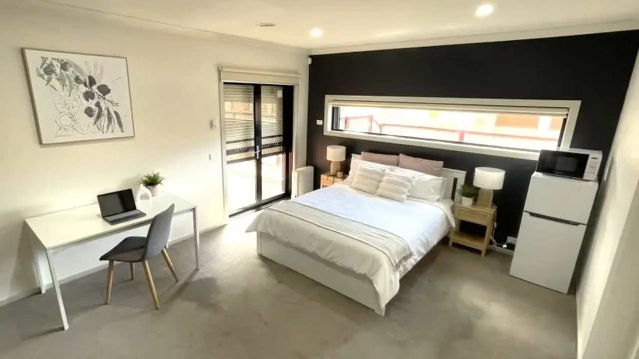 Furnished room with ensuite in a share house