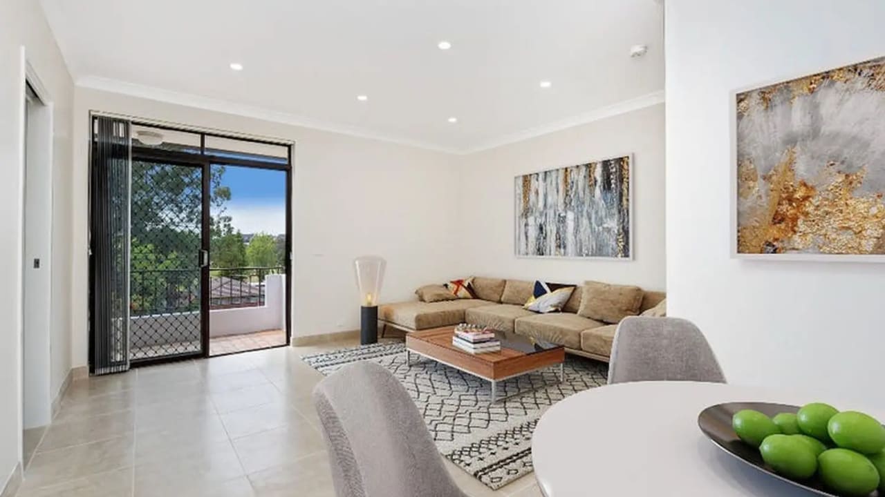 Whole property with 3 rooms for rent