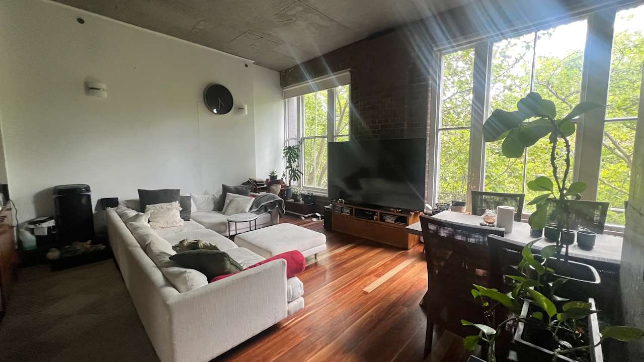 Furnished room with own bathroom