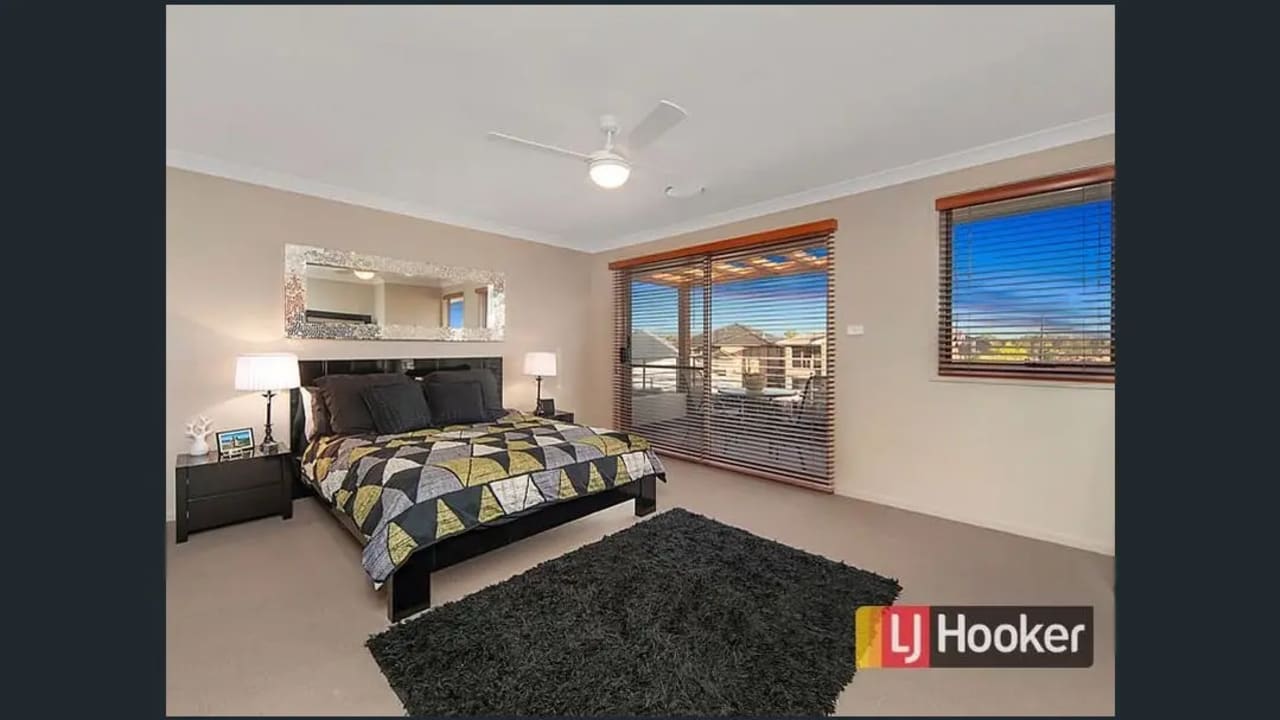 Room with ensuite in a share house