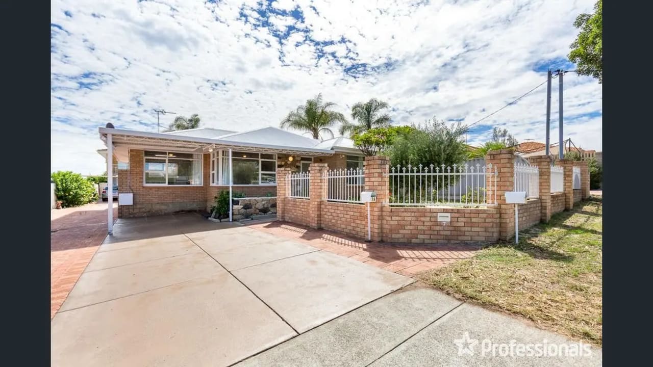 Unfurnished room in a share house