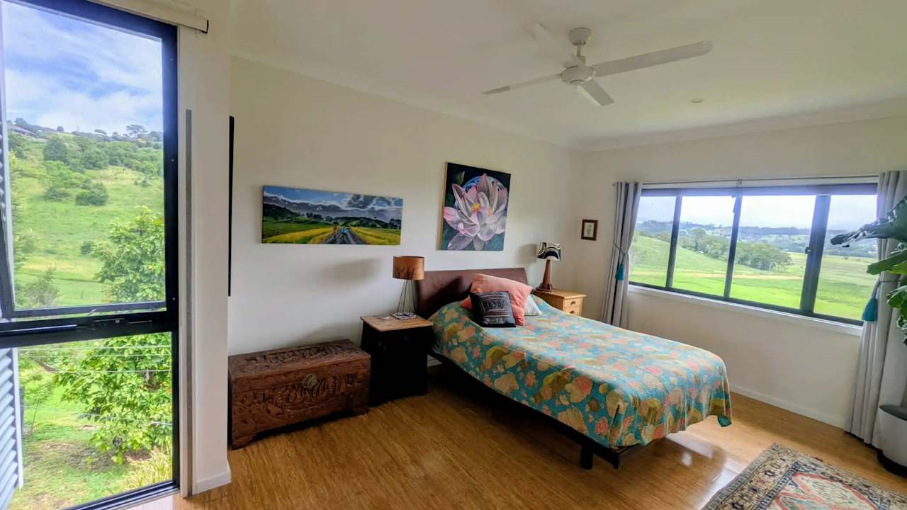 Room with ensuite in a share house