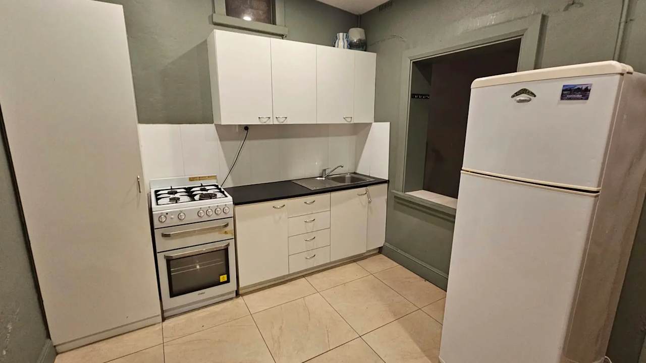 Furnished room in a share house