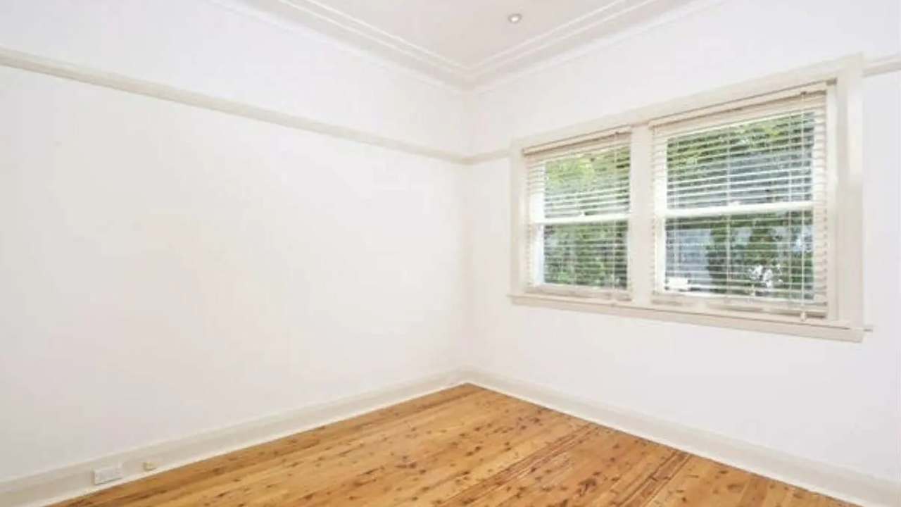 Unfurnished room in a share house