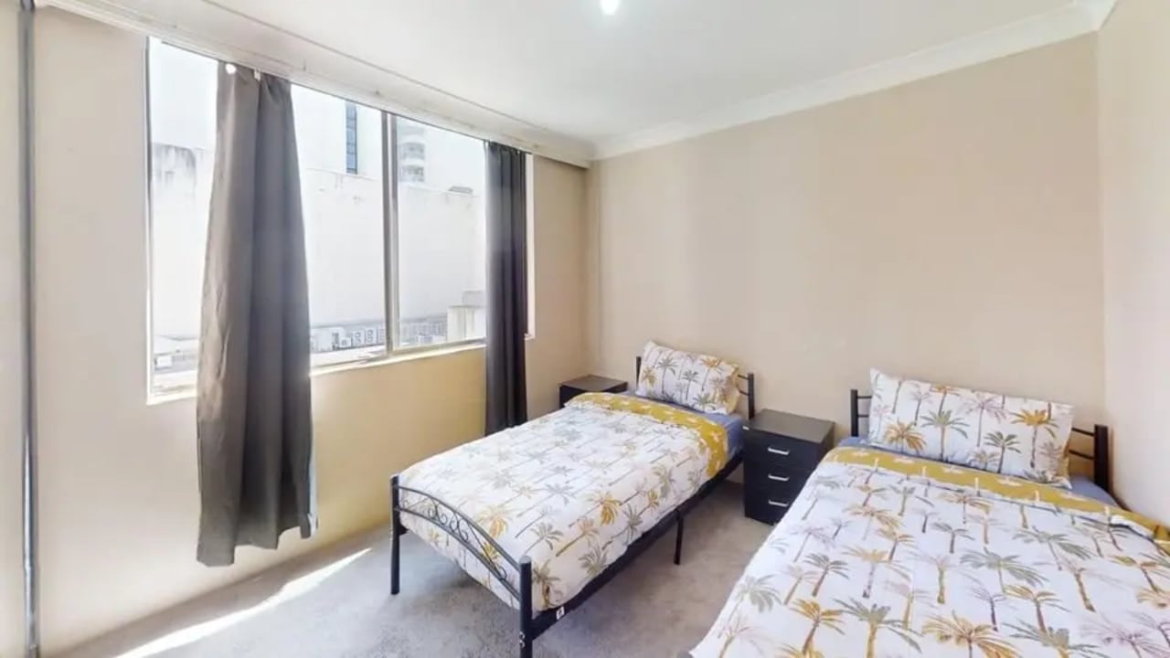 Furnished room in a flatshare
