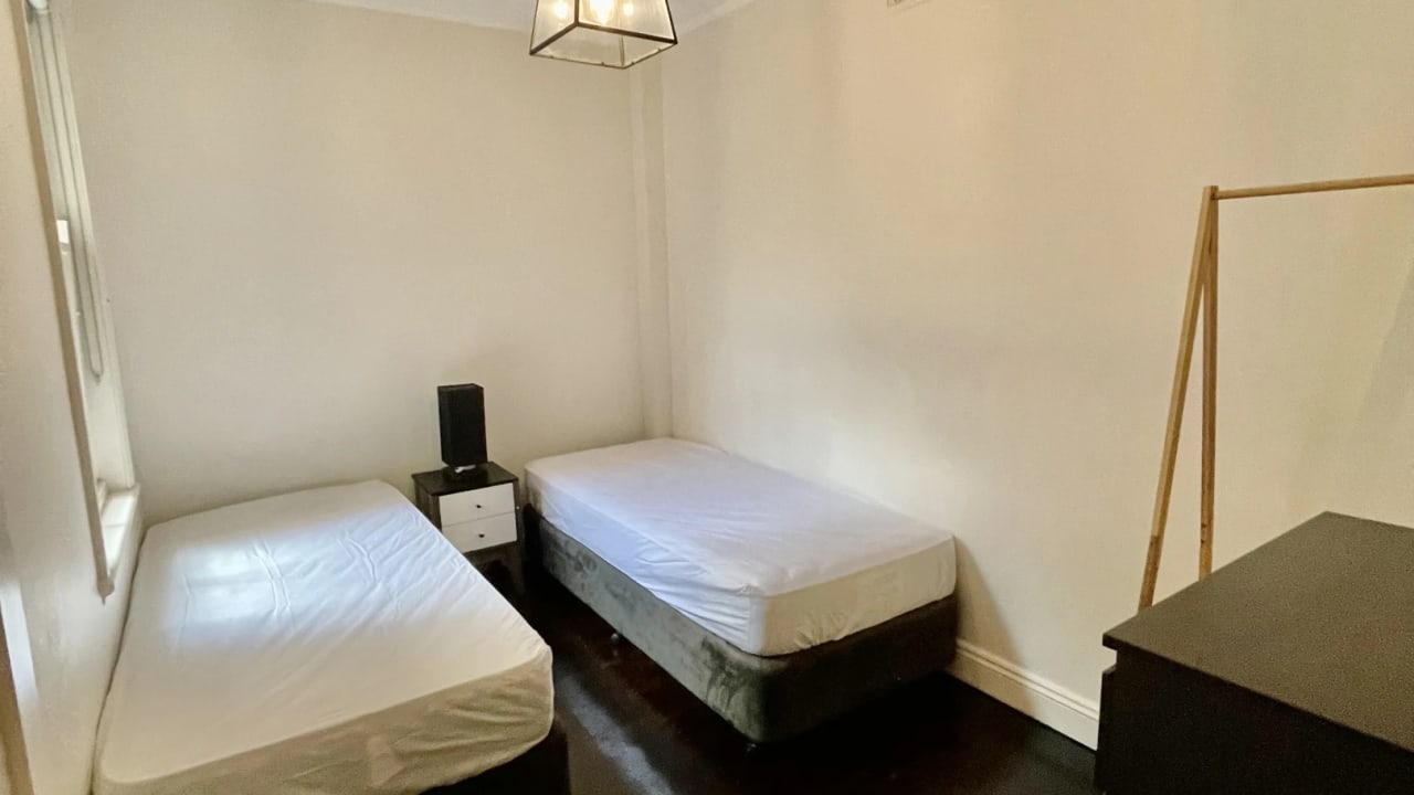 Furnished room in a share house