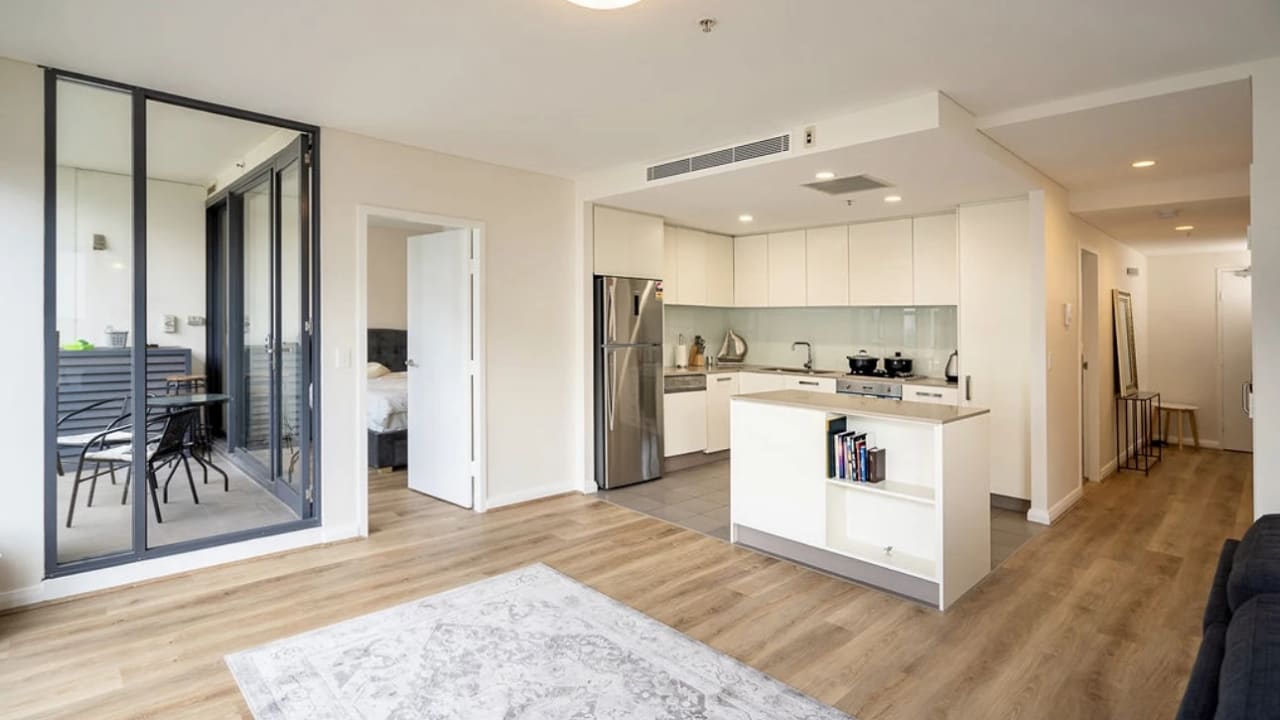 Furnished room in a flatshare