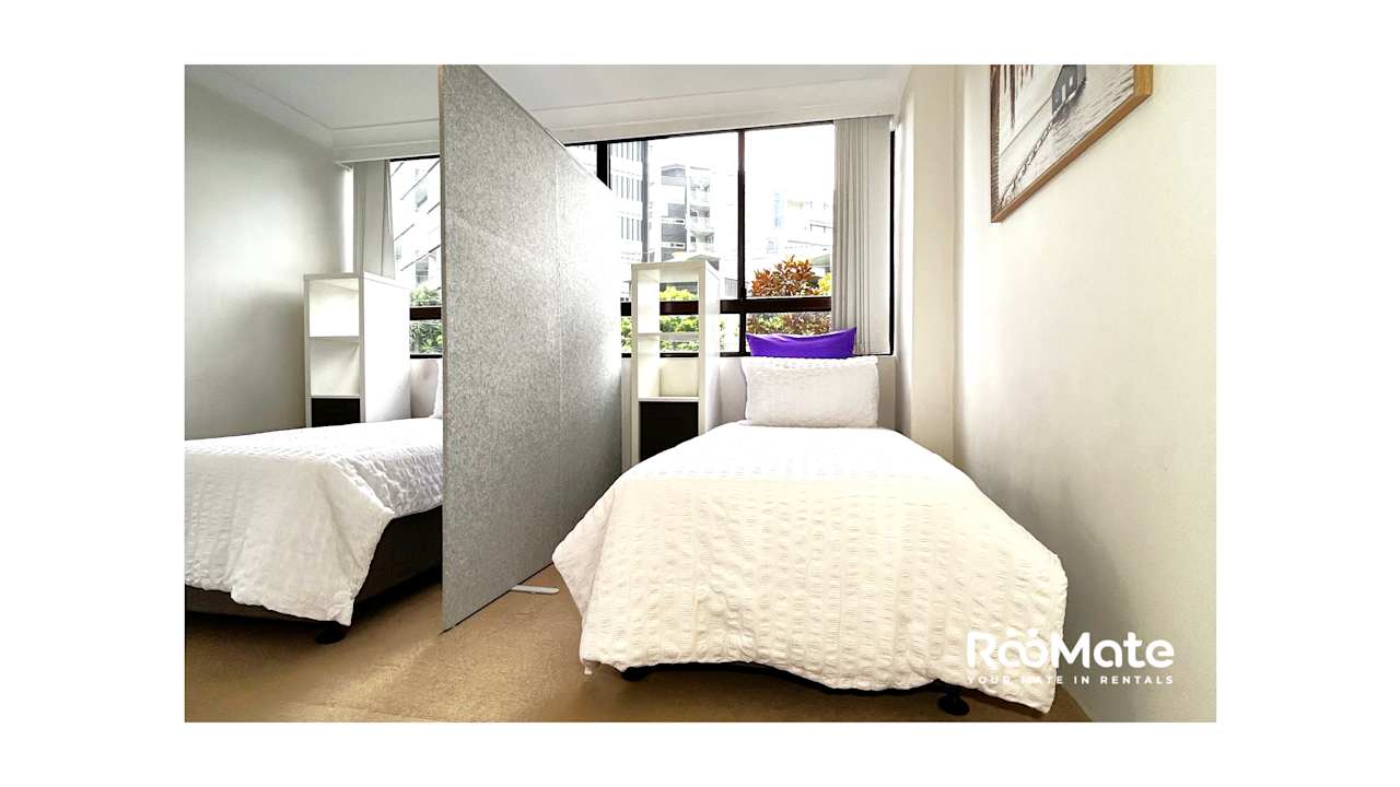 Furnished room in a flatshare