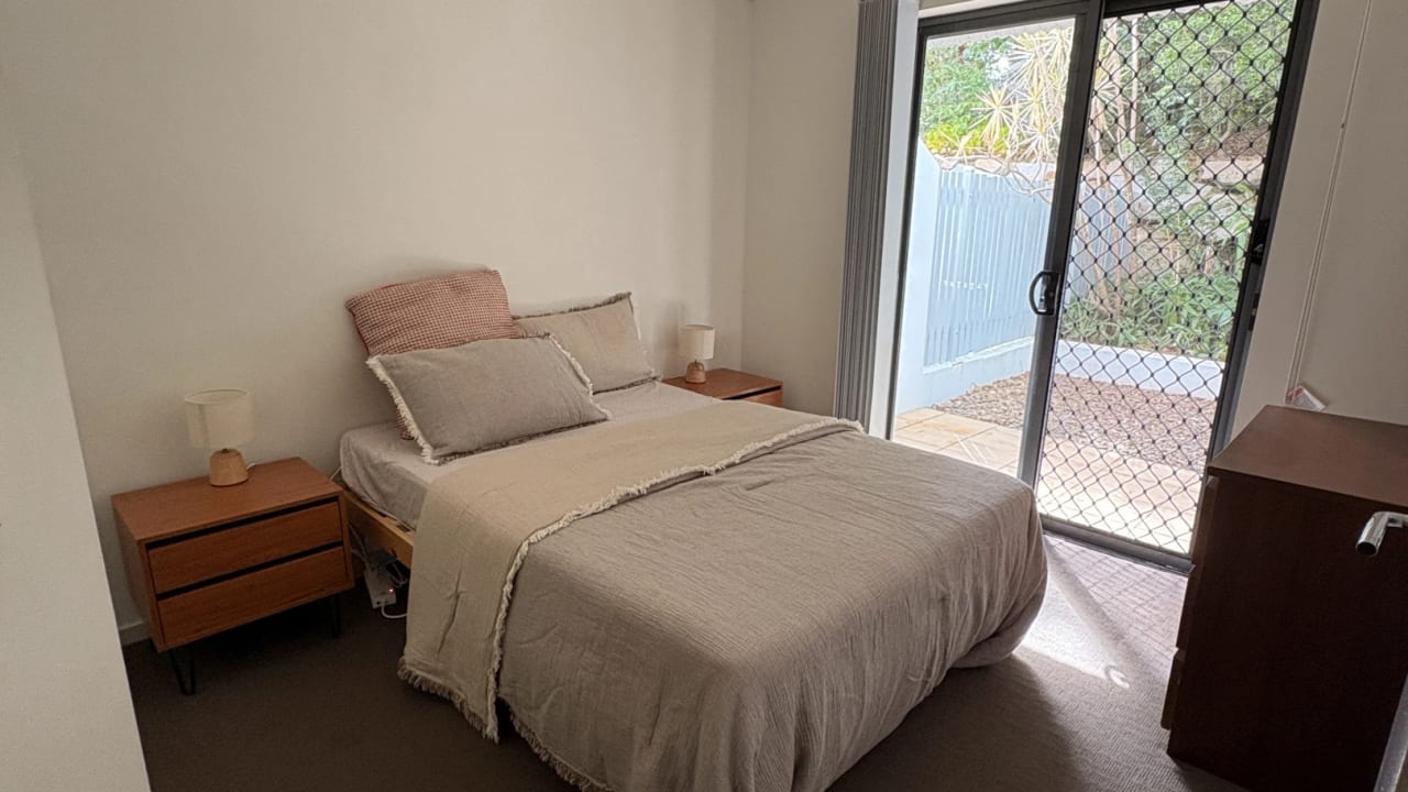 Furnished room with own bathroom