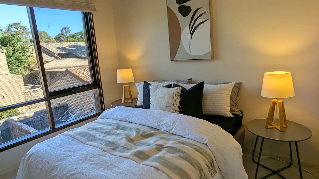 Room in a share house