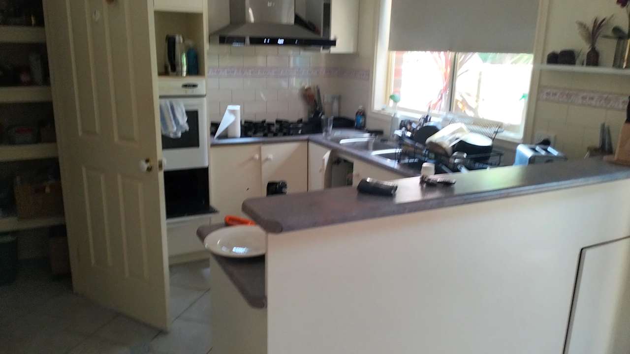 Room in a share house