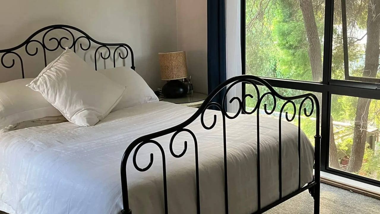 Room in a share house