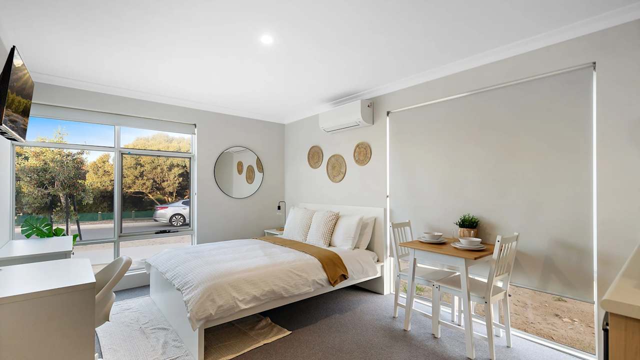 Furnished room with ensuite in a share house