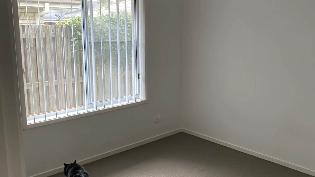 Unfurnished room in a share house