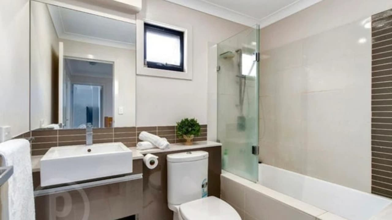 Unfurnished room with own bathroom