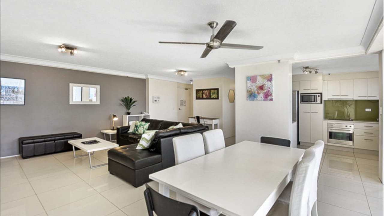 Furnished room in a flatshare