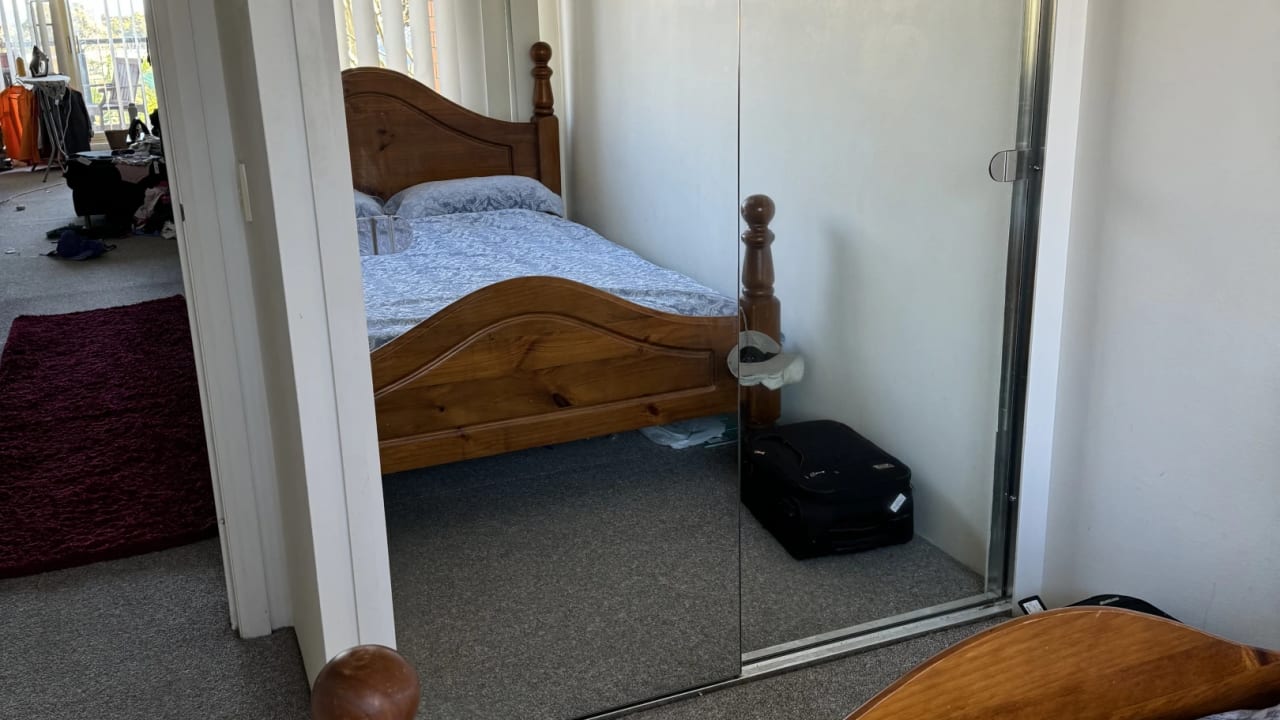 Furnished room with own bathroom