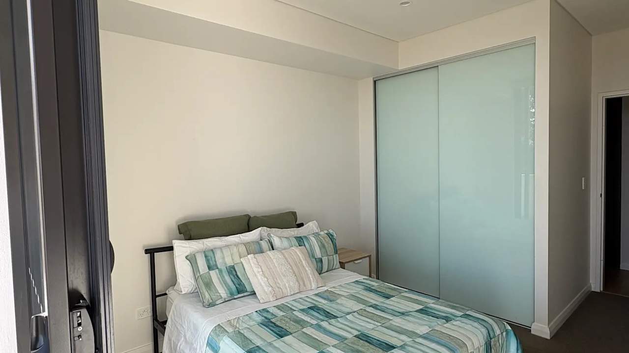 Furnished room with own bathroom