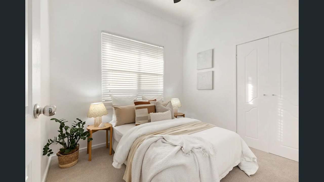 Room in a share house