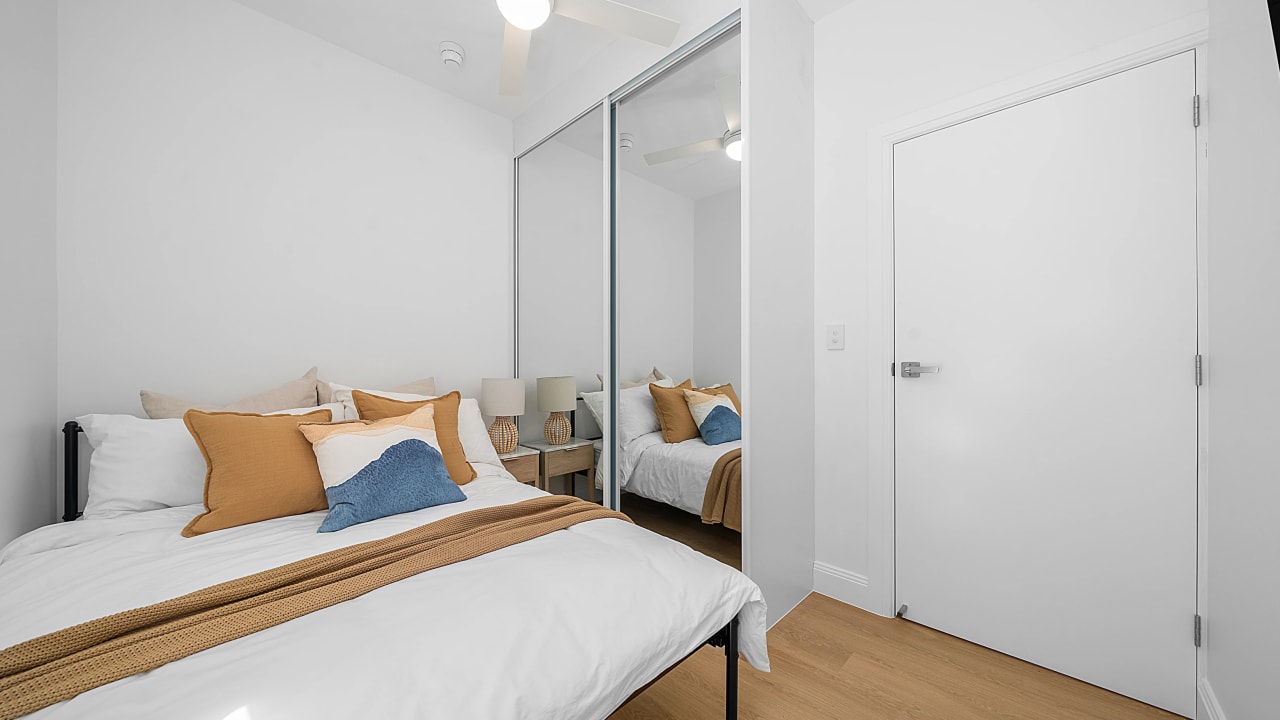 Room in a share house