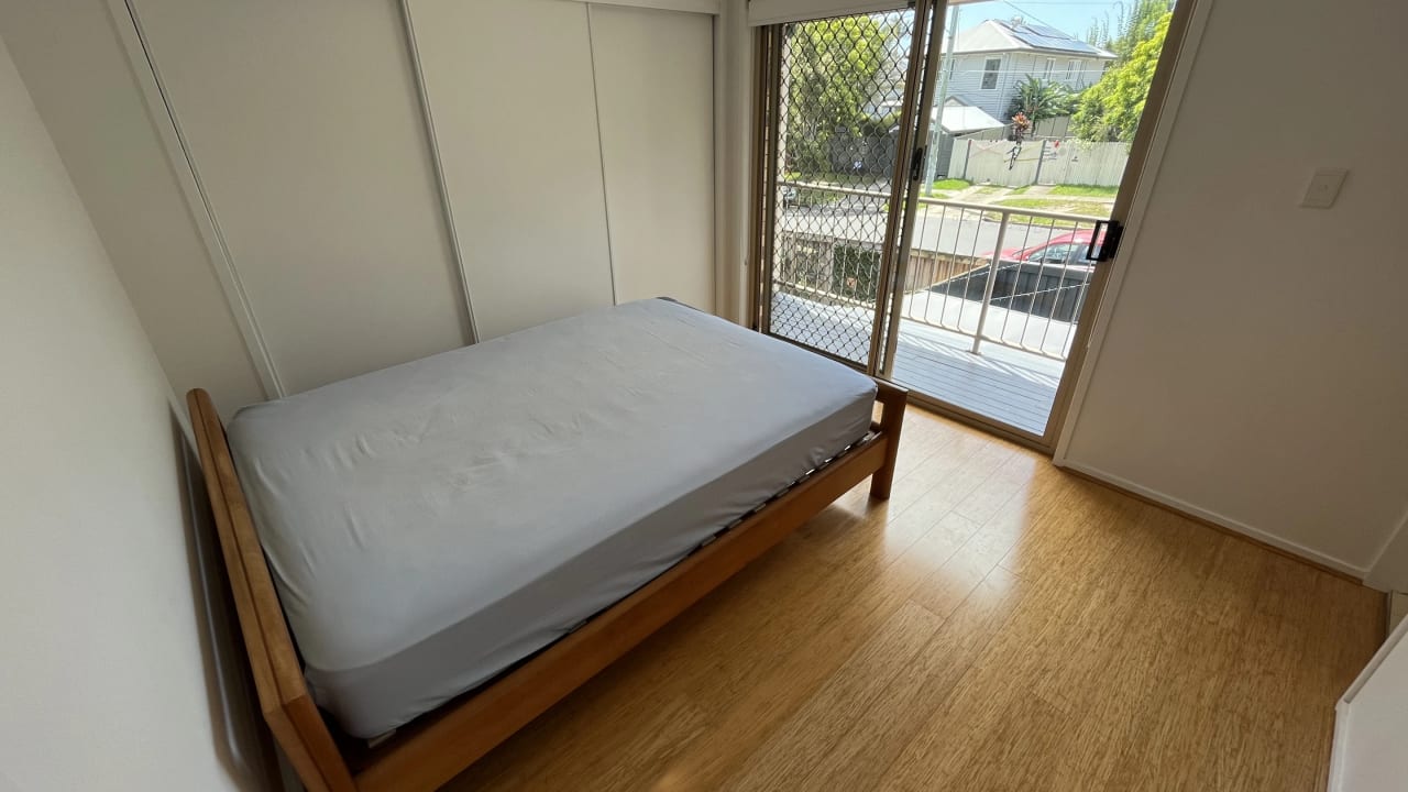 Room with ensuite in a share house