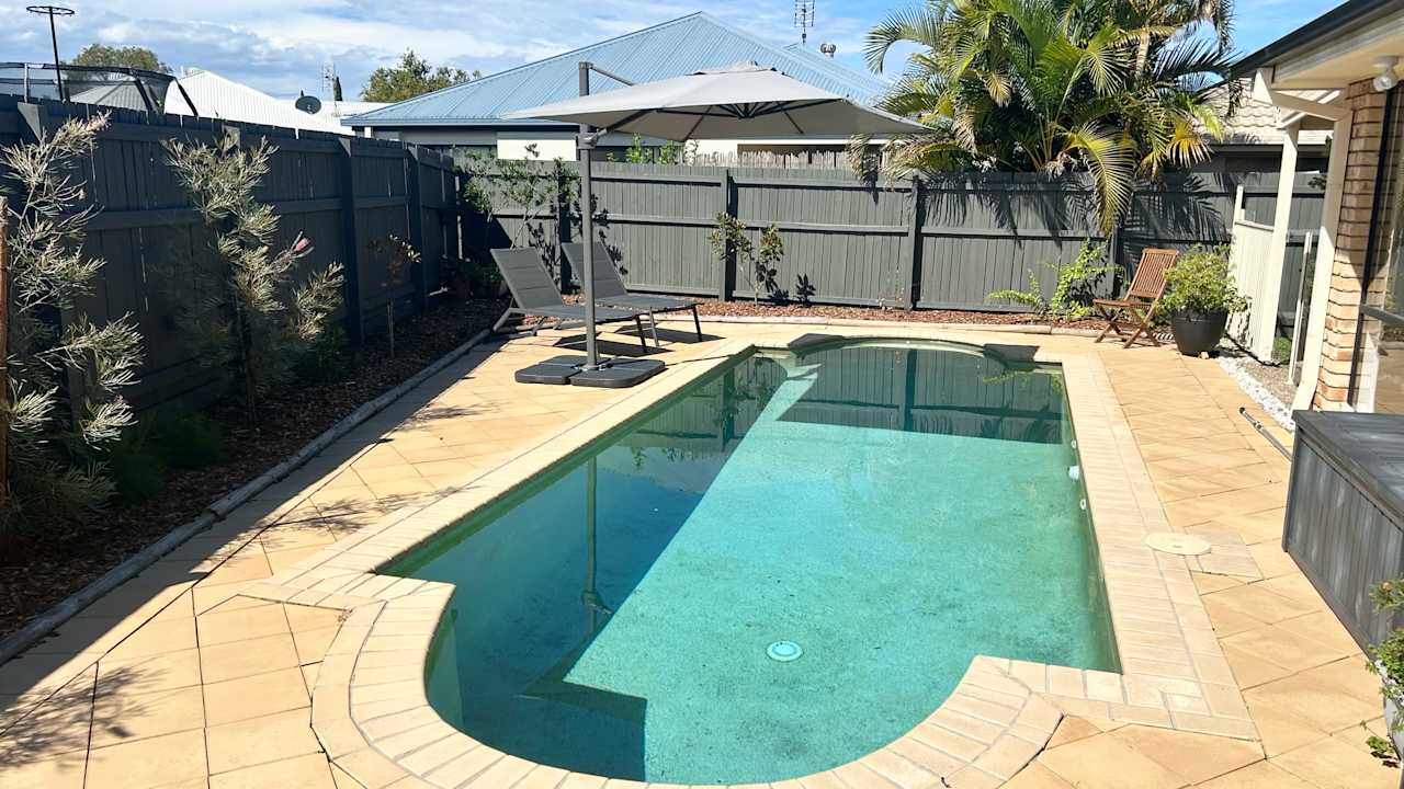 Room in a share house