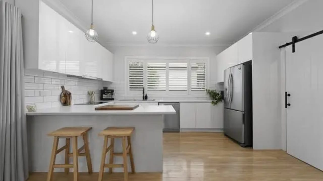 Whole property with 3 rooms for rent