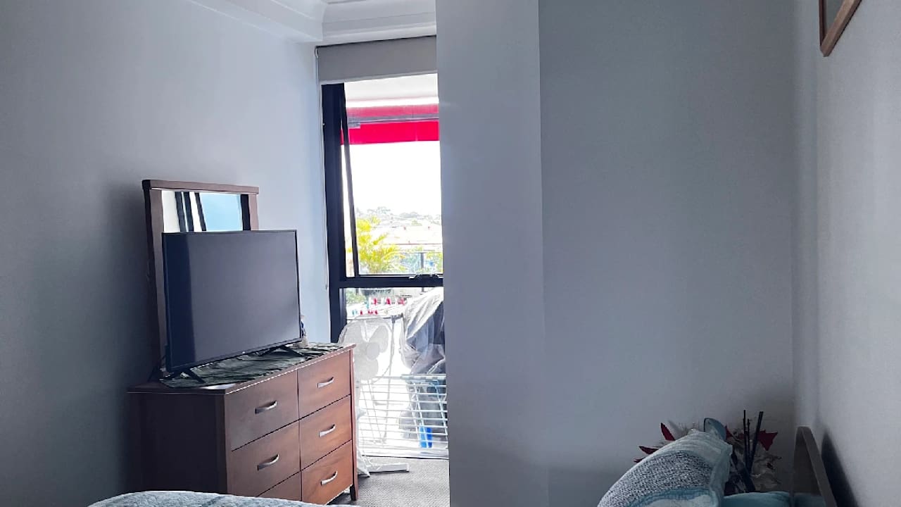 Furnished room with own bathroom