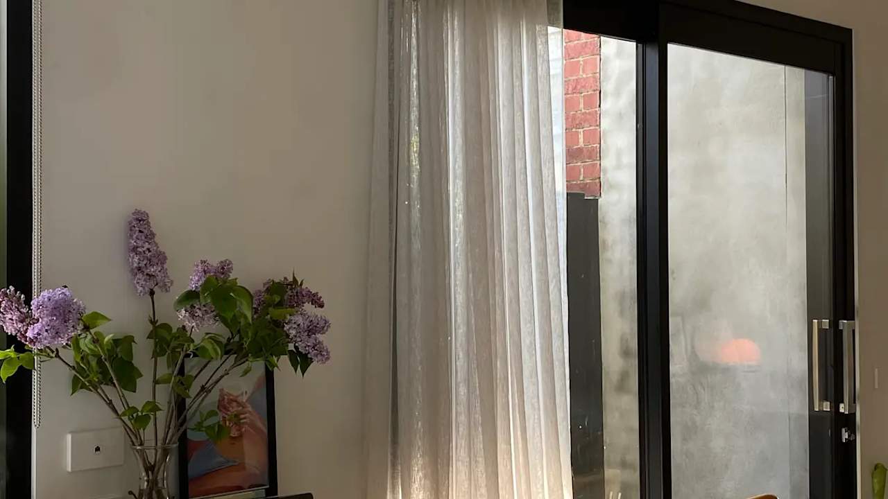 Unfurnished room in a share house