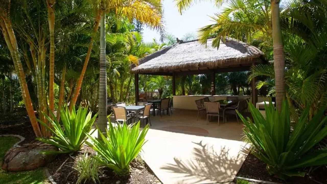 Whole property with 2 rooms for rent