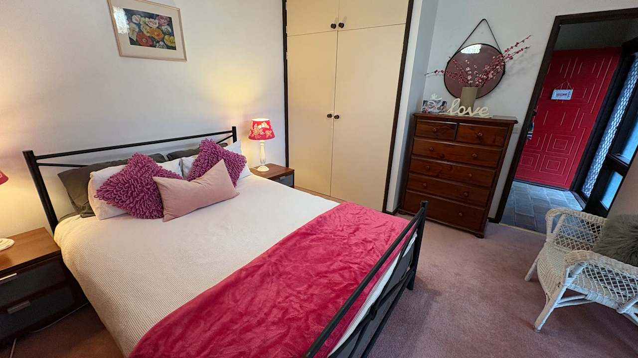 Room in a share house
