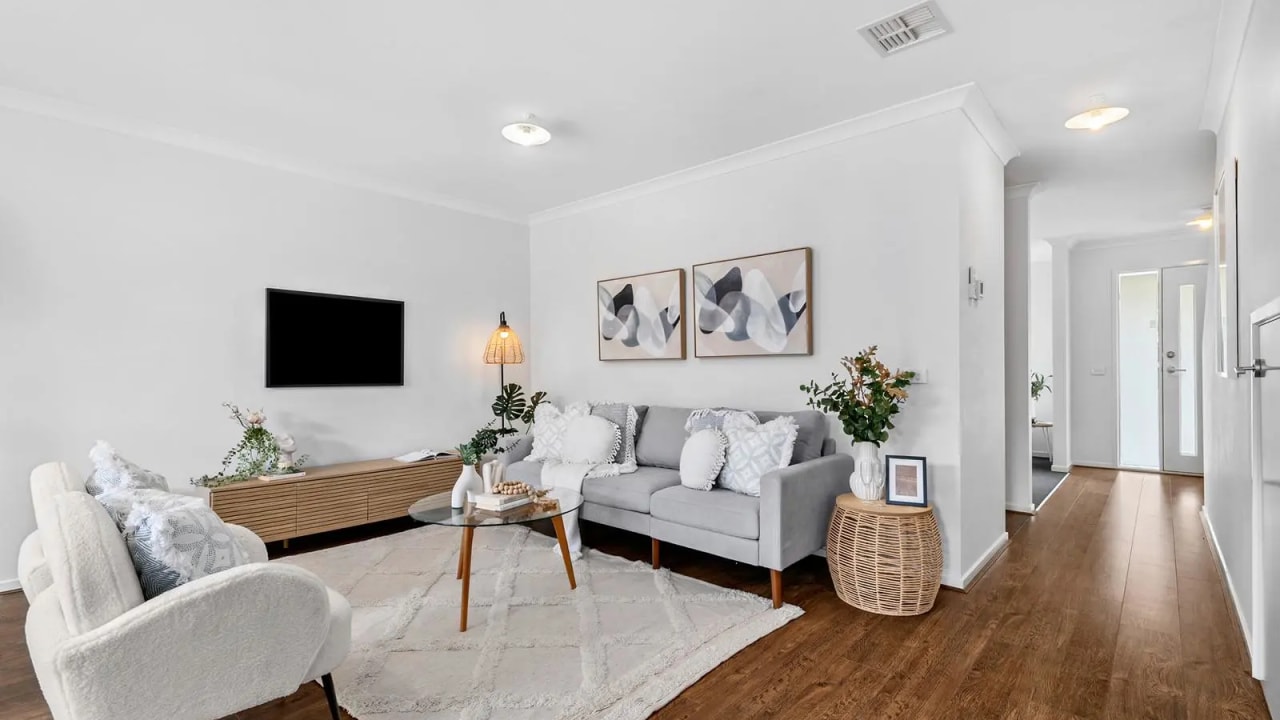 Unfurnished room with own bathroom