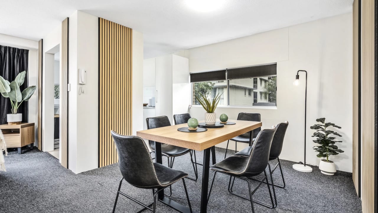 Whole property with 2 rooms for rent