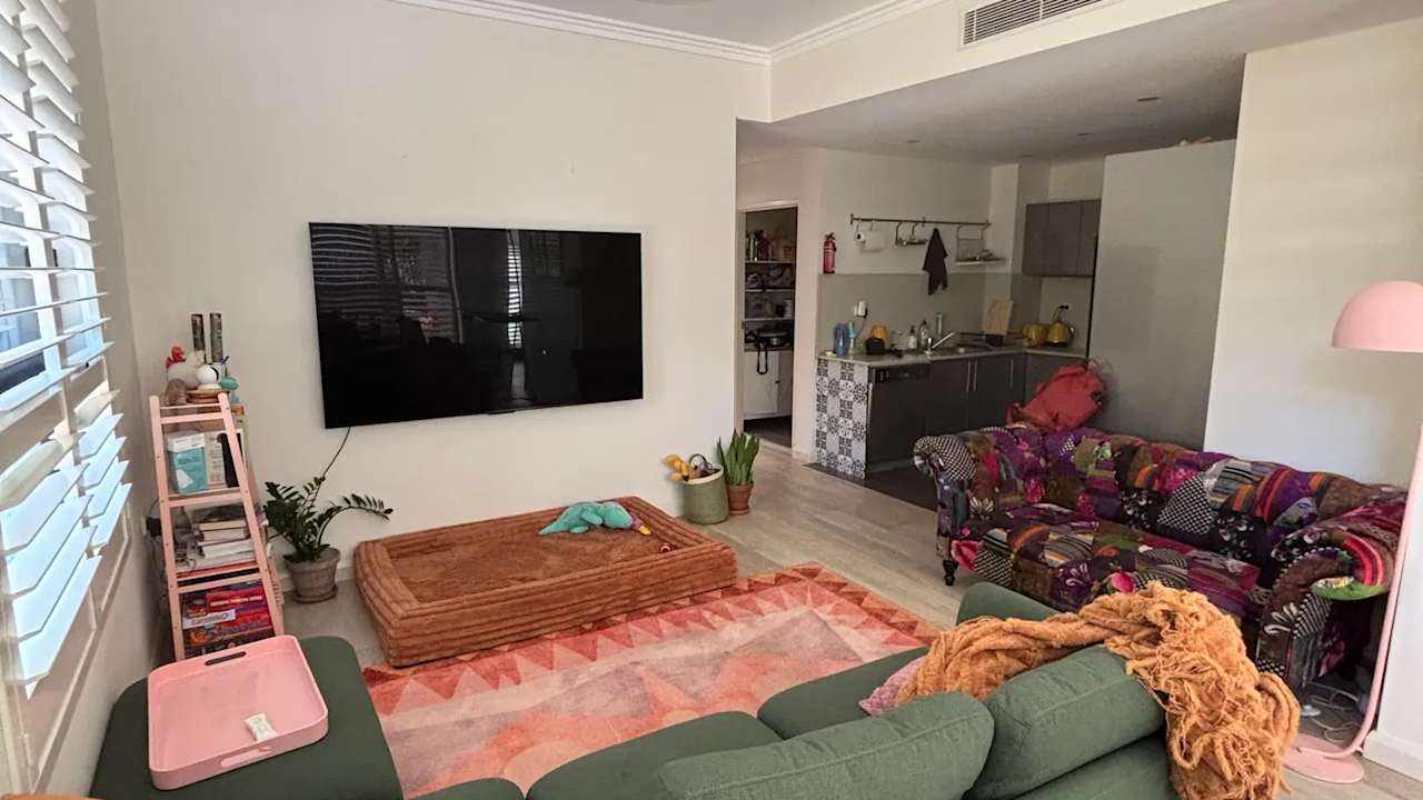Unfurnished room with own bathroom