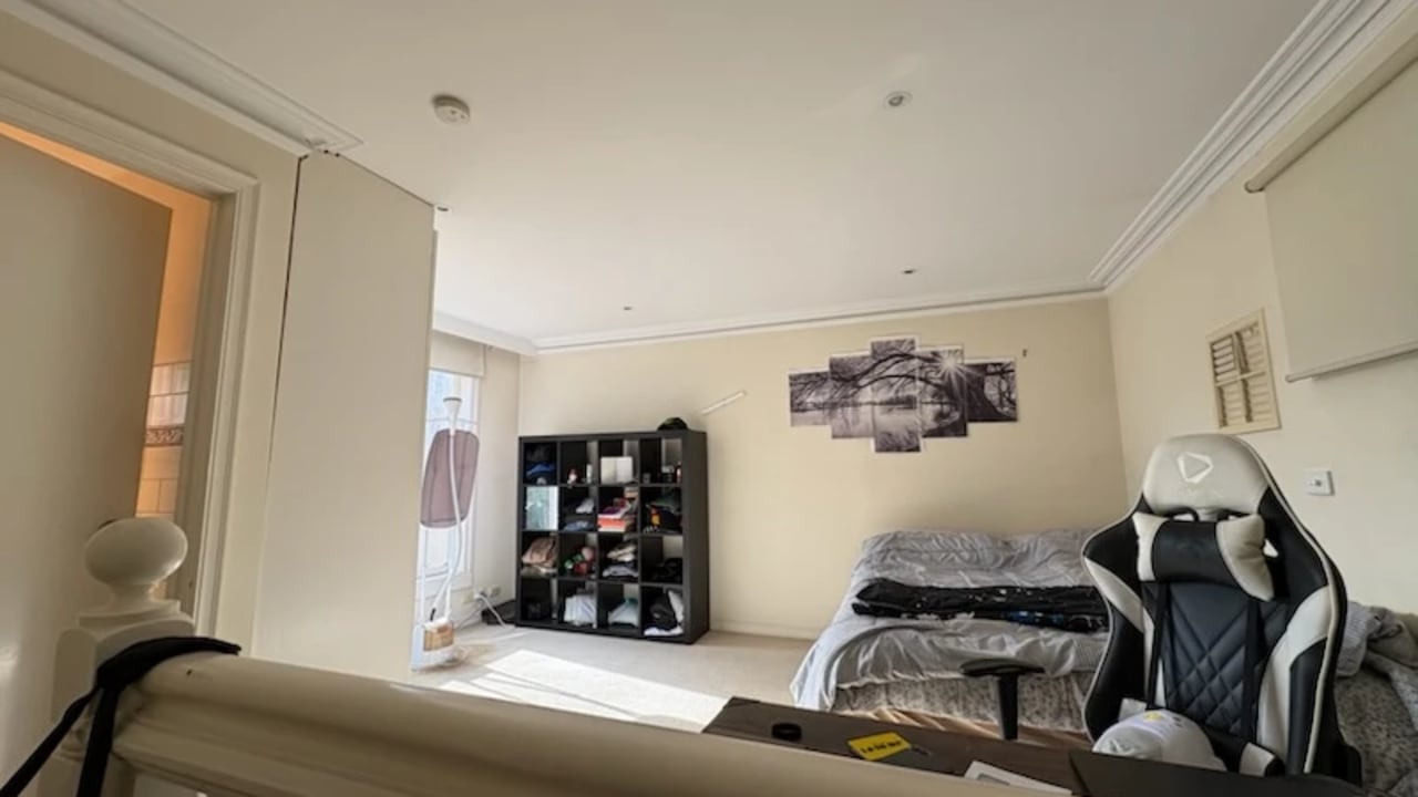 Room with ensuite in a share house