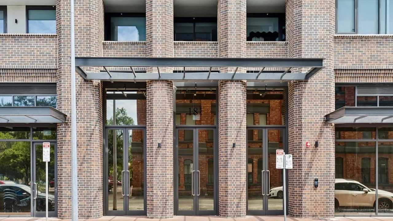 Furnished room with ensuite in a flatshare