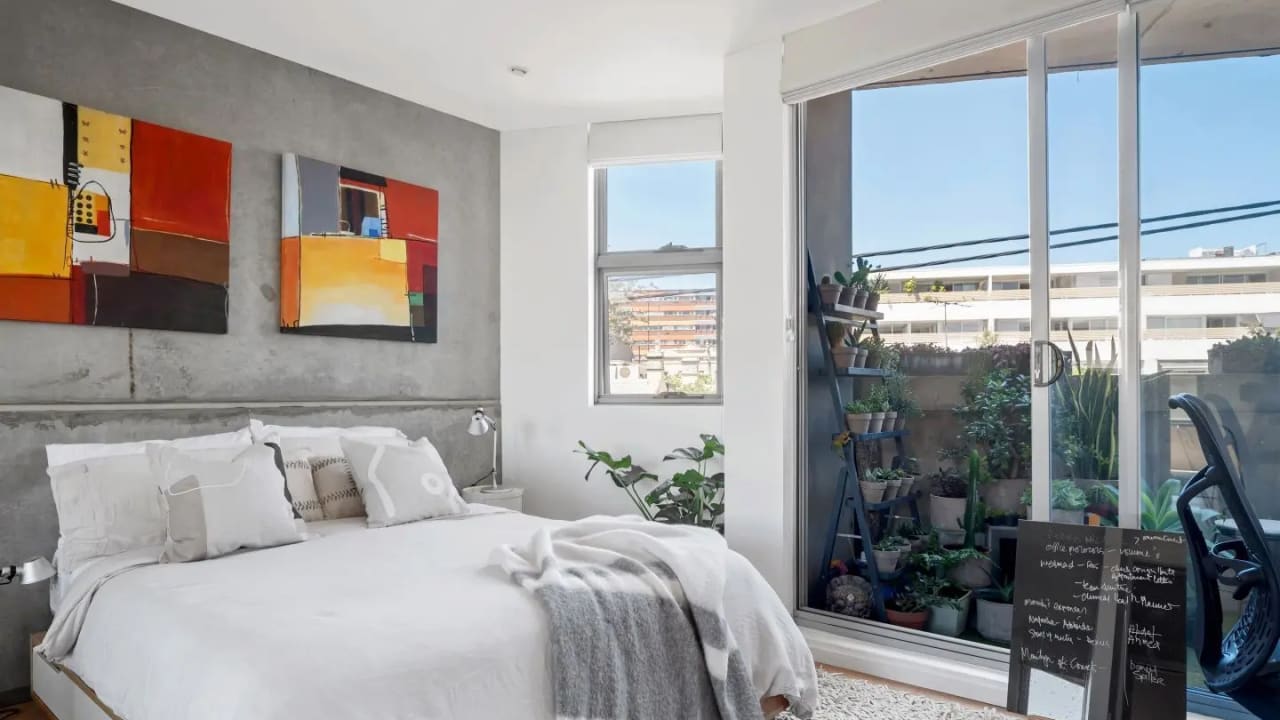 Furnished room with own bathroom