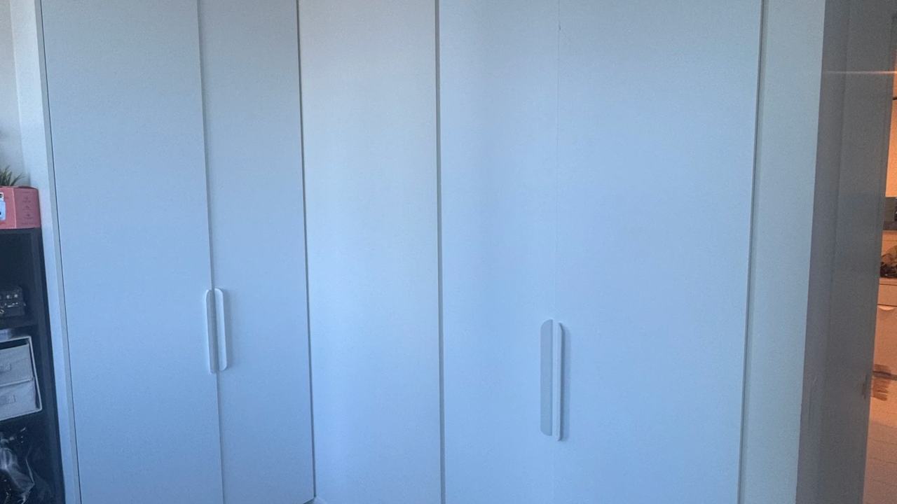 Furnished room with ensuite in a flatshare