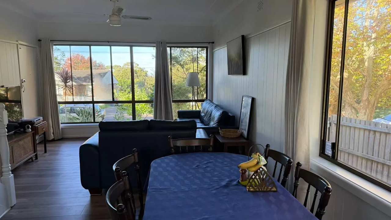 Furnished room with own bathroom