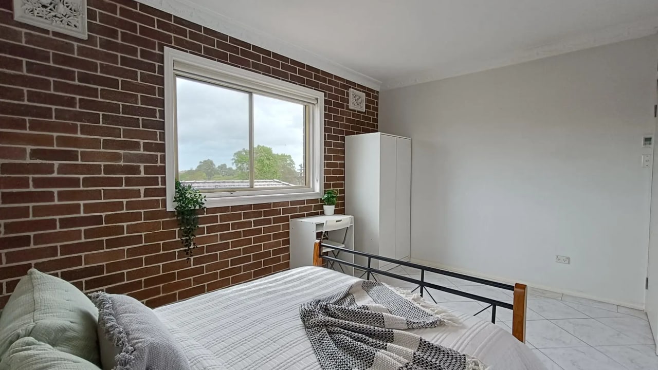 Furnished room in a share house