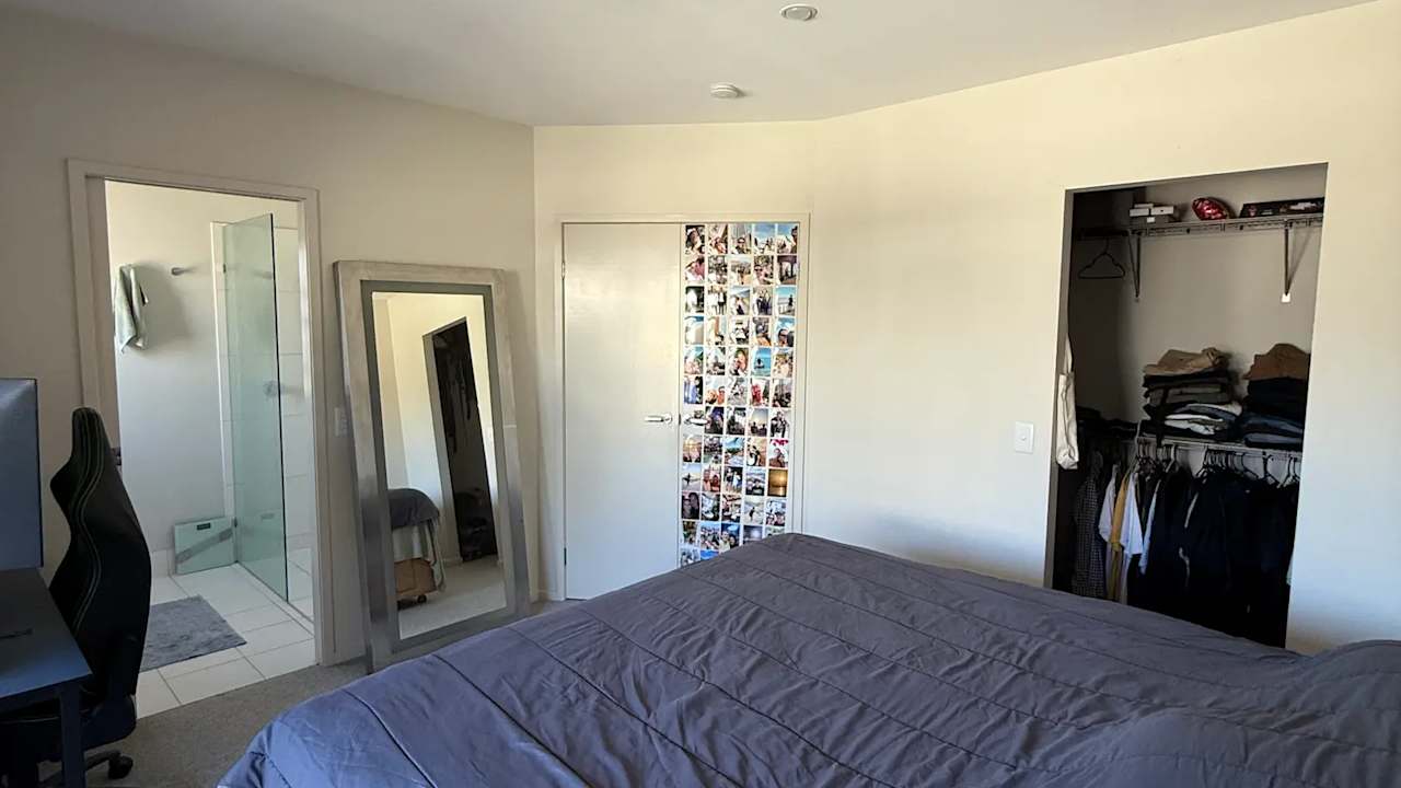 Furnished room with ensuite in a share house