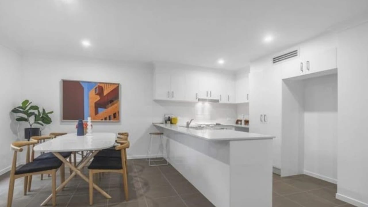 Unfurnished room in a share house