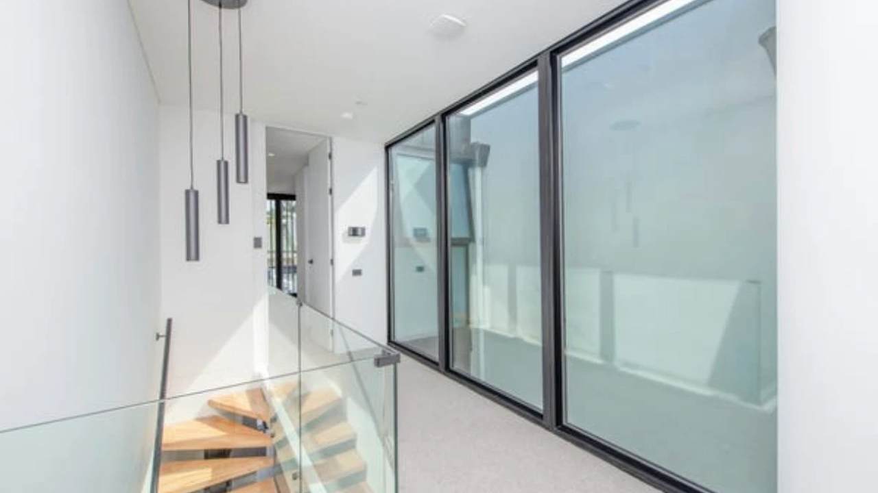 Room in a share house